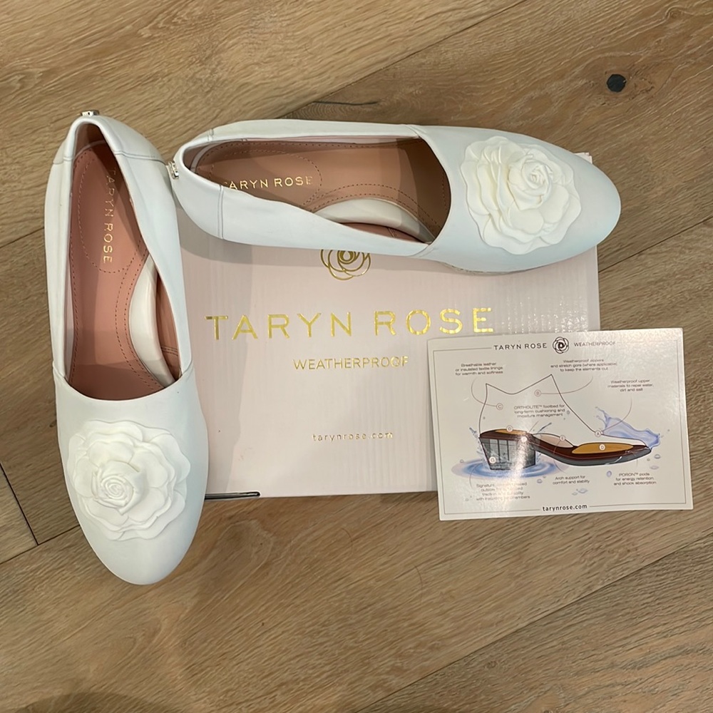 Taryn Rose Weatherproof espadrilles